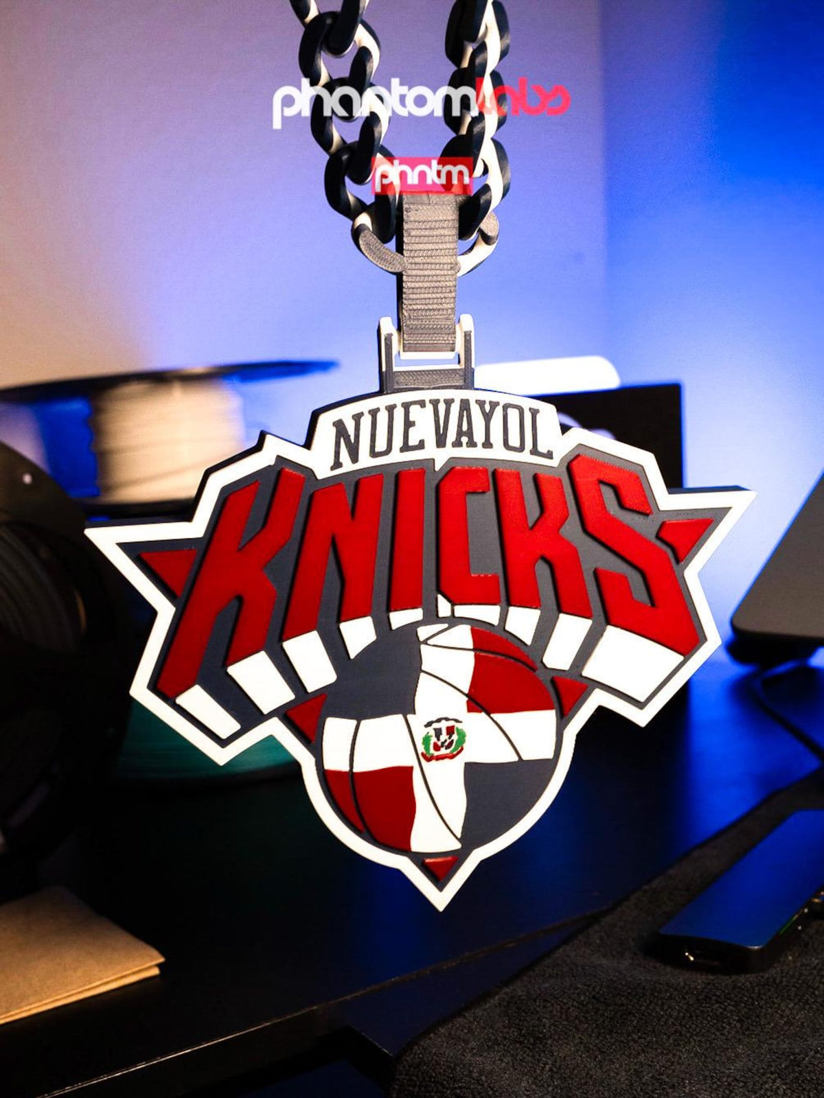 Nuevayol Knicks Basketball Pendant Necklace – Dominican Edition Flag Streetwear